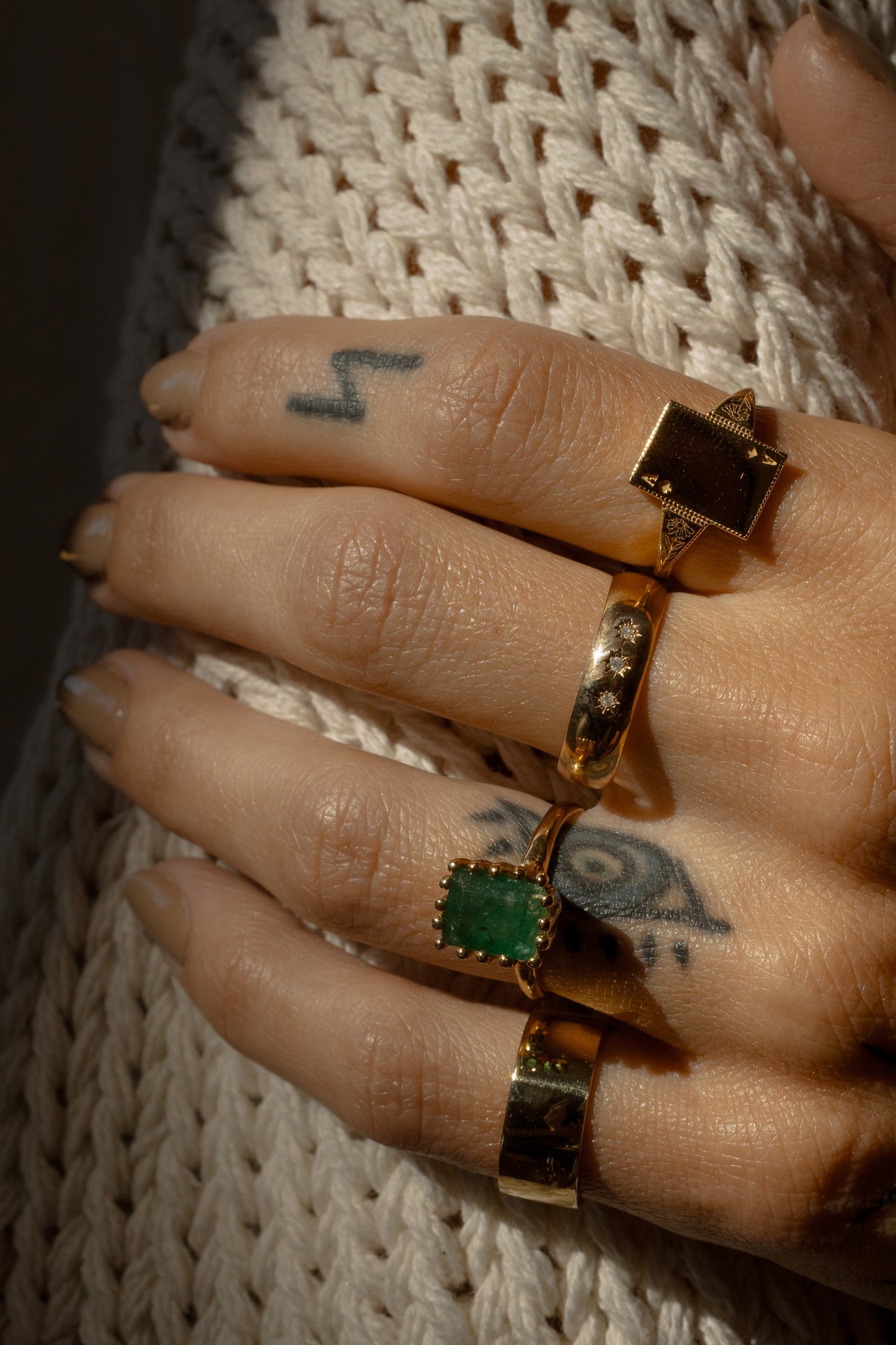 MEREWIF Ramona Ring in Raw Emerald