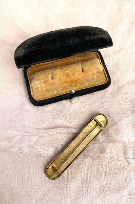 Victorian gold fill agate brooch